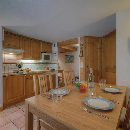 Sainte-foy-l'argentiere Sleeps 6 Pool * Шамоні