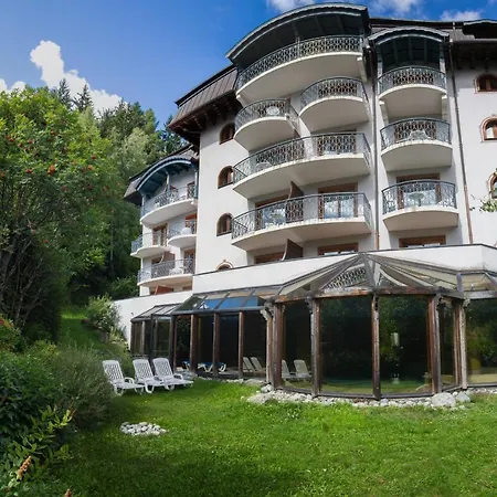 Sainte-foy-l'argentiere Sleeps 6 Pool Appartamento